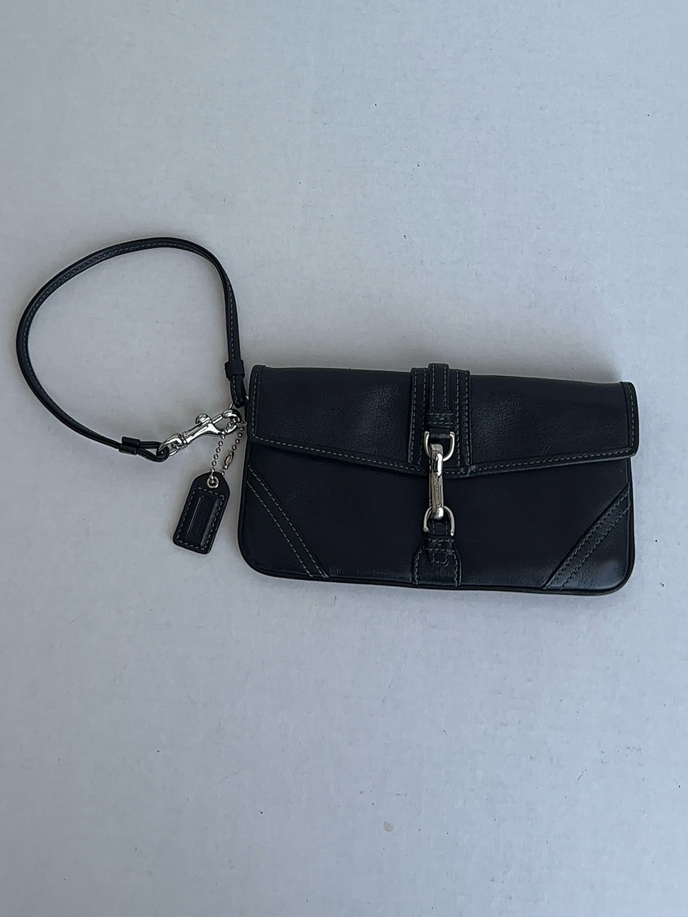 Coach Hamptons Black Leather Wristlet Teal Stitching Signature Lined Clutch